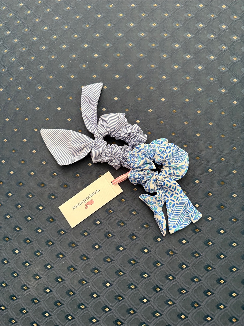 Vineyard Vines Gray Striped & Blue Floral Kids Hair Scrunchie Set